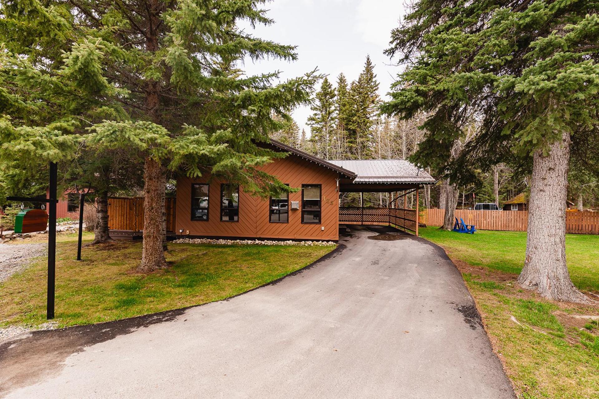 Overlander Mountain Lodge Jasper Exterior foto